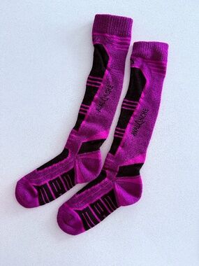 NWOT Never Used Merino Wool Avalanche Ski Socks size 7-10 Ski Socks Pink Black